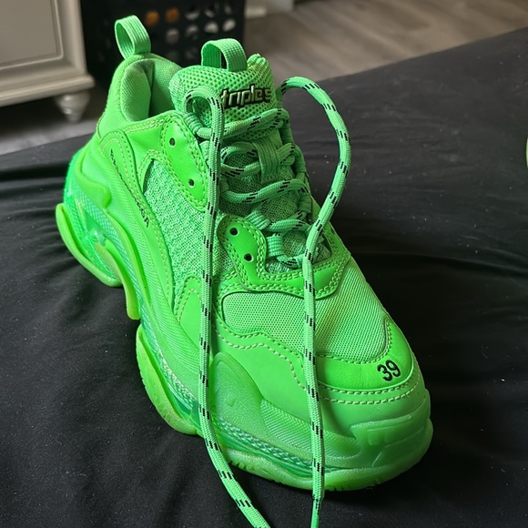 Lime green Balenciaga - Picture 6 of 15